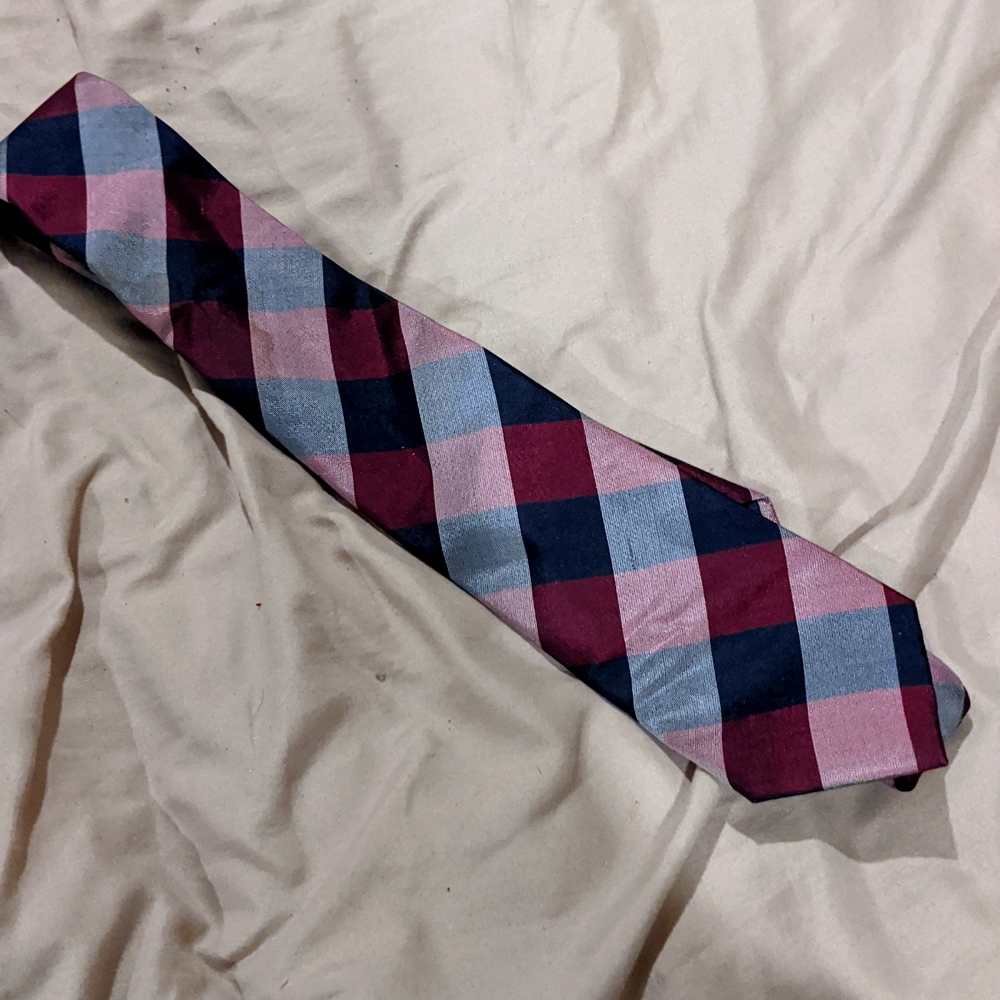 Stafford red and blue plaid tie